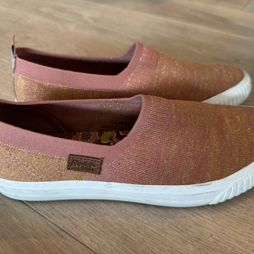Blowfish Malibu Peach/Gold Slip-Ons